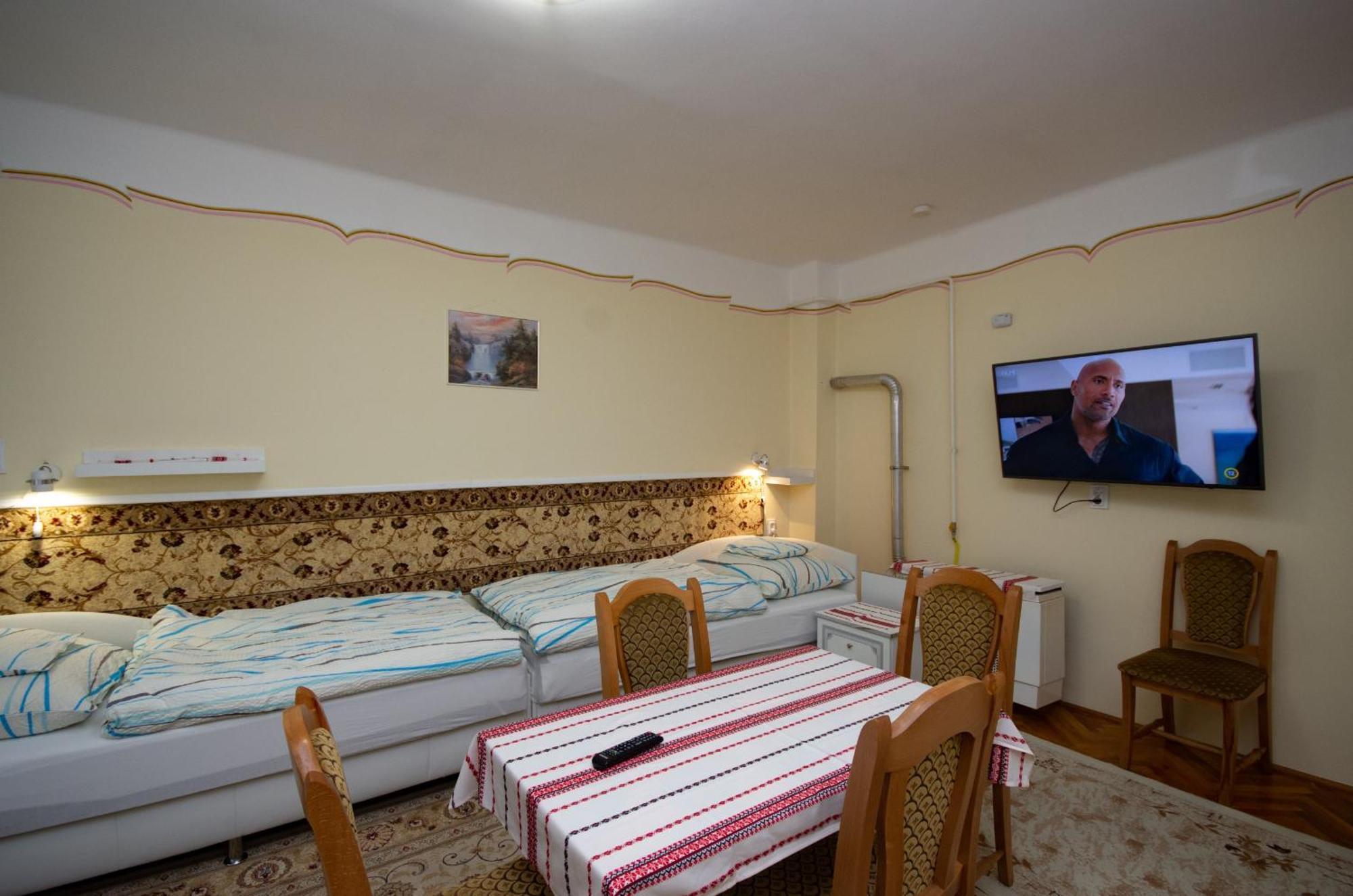 Amalia Apartman Gyula Εξωτερικό φωτογραφία