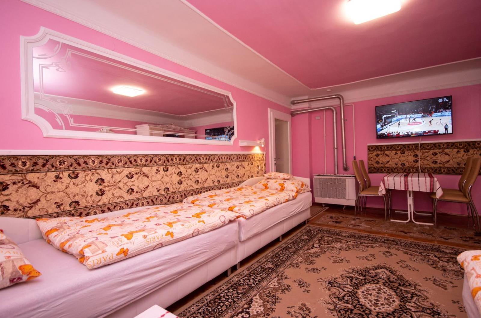 Amalia Apartman Gyula Εξωτερικό φωτογραφία