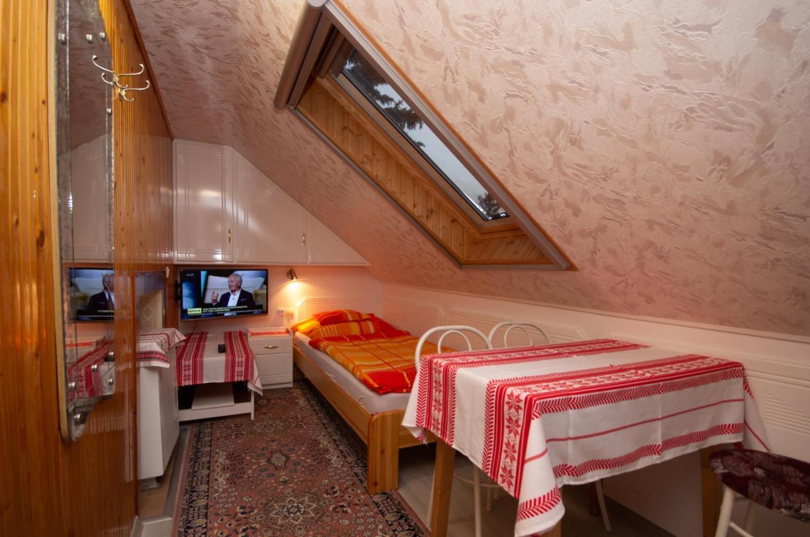 Amalia Apartman Gyula Εξωτερικό φωτογραφία