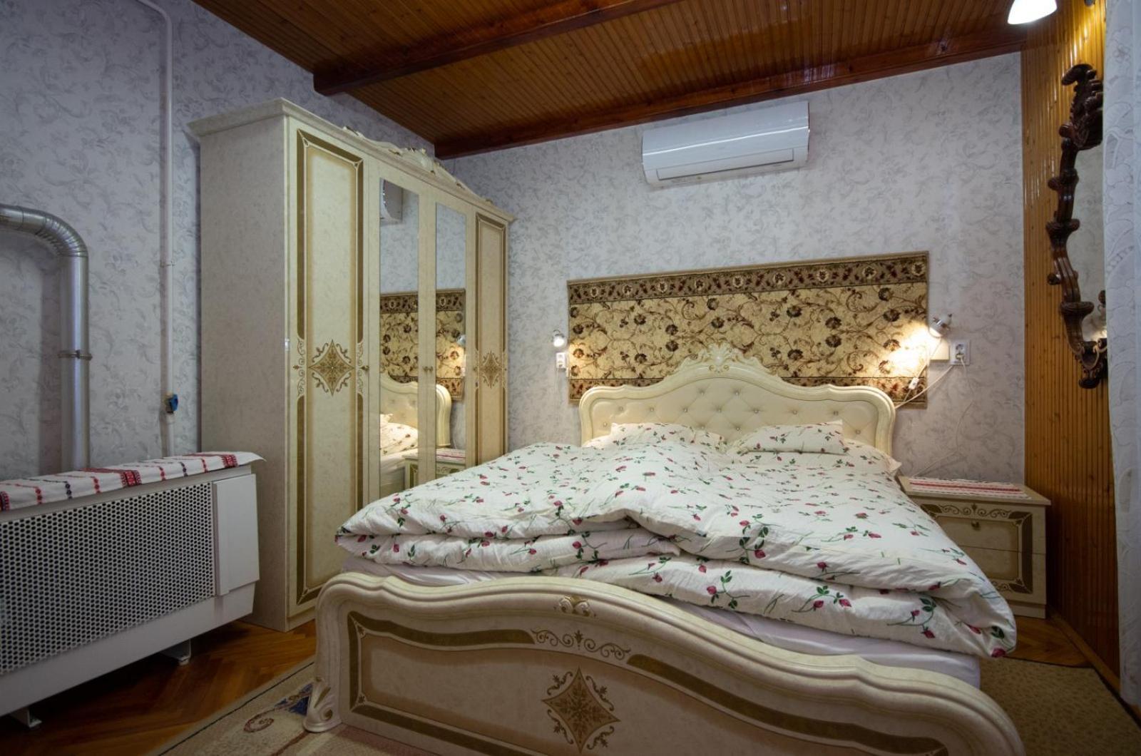 Amalia Apartman Gyula Εξωτερικό φωτογραφία