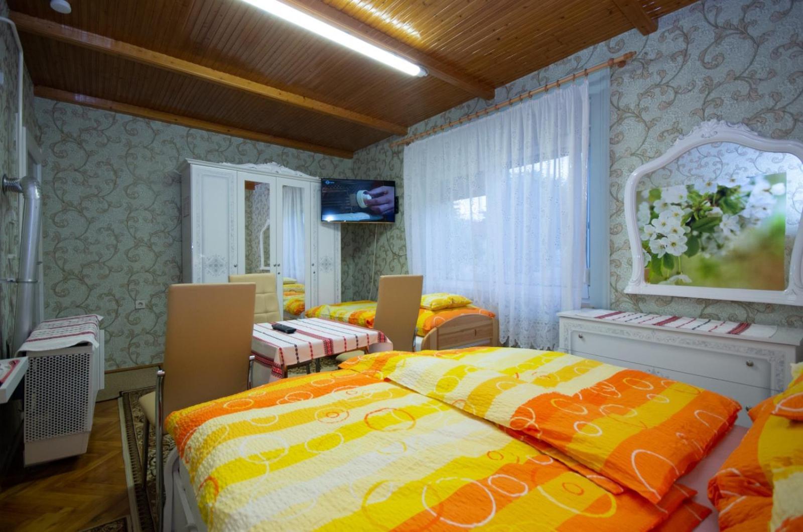 Amalia Apartman Gyula Εξωτερικό φωτογραφία