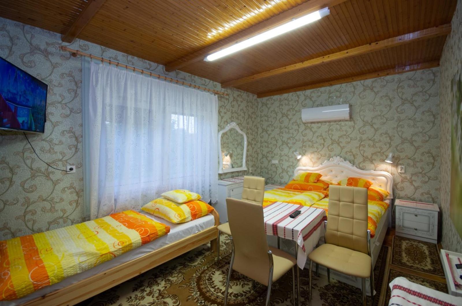 Amalia Apartman Gyula Εξωτερικό φωτογραφία