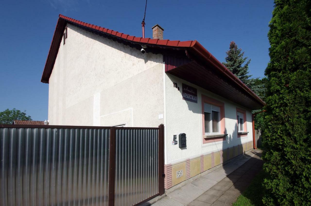 Amalia Apartman Gyula Εξωτερικό φωτογραφία